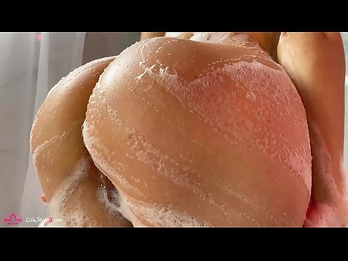 ❤️ Si rambut coklat Melancap Faraj dengan Vibrator hingga Orgasme Intens dalam Mandi Lucah pada ms.analpics.ru ❌️❤
